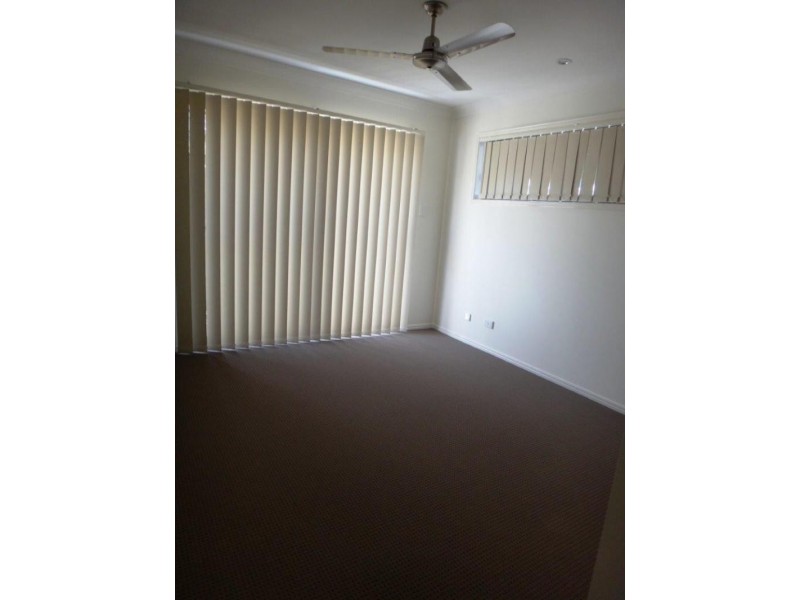 33 Damian Leeding Way, Upper Coomera QLD 4209