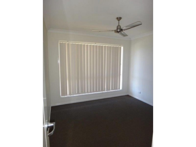 37 Damian Leeding Way, Upper Coomera QLD 4209