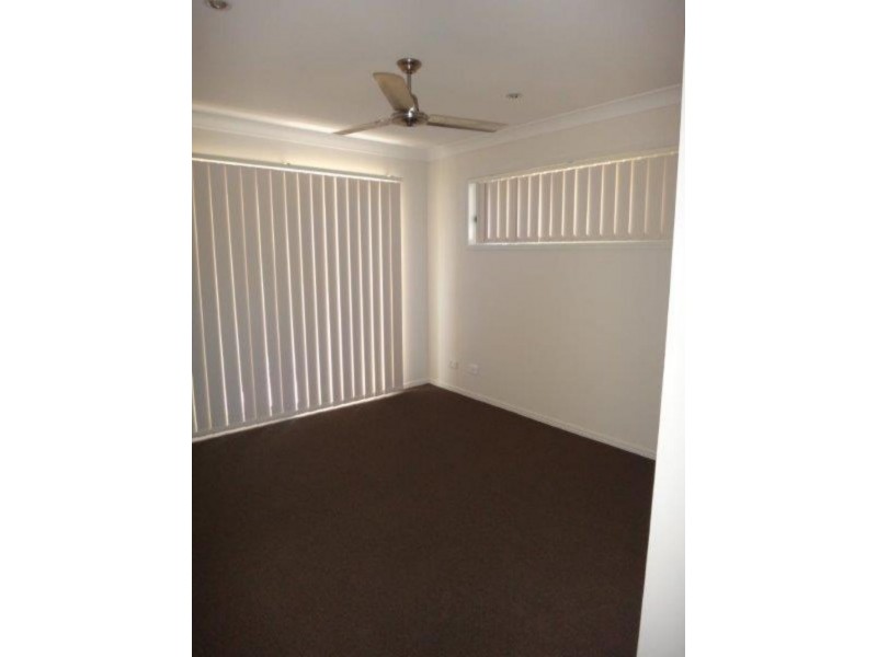 37 Damian Leeding Way, Upper Coomera QLD 4209