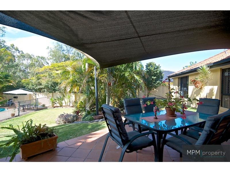 40 Arun Dr, Arundel QLD 4214
