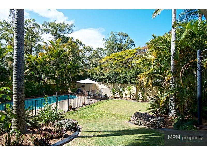40 Arun Dr, Arundel QLD 4214