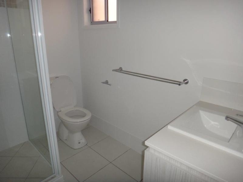 23 Damian Leeding Way, Upper Coomera QLD 4209