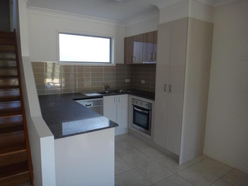 25 Damian Leeding Way, Upper Coomera QLD 4209