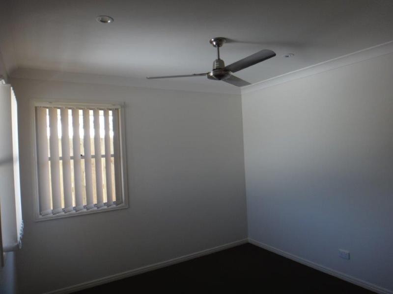 25 Damian Leeding Way, Upper Coomera QLD 4209