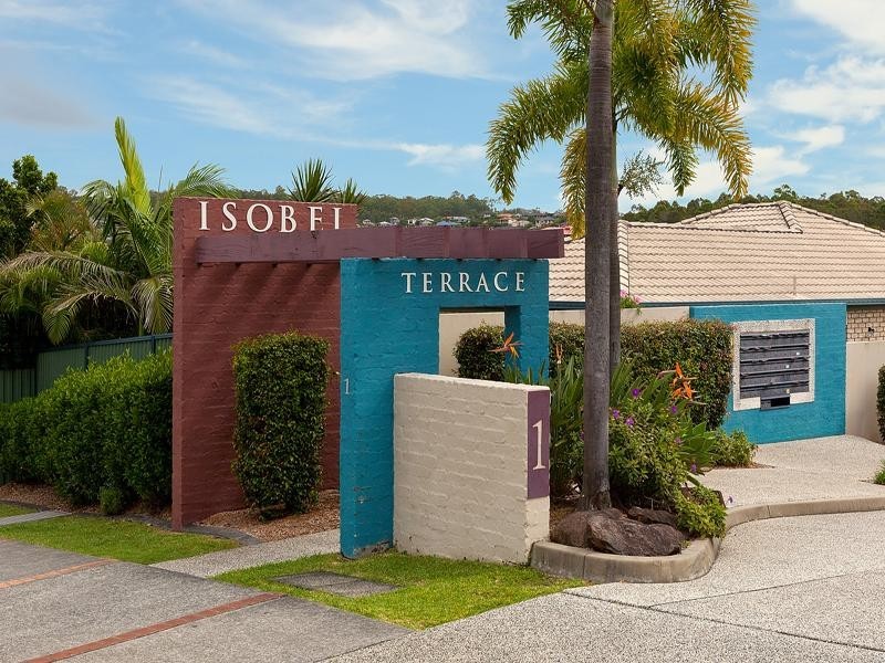 24/1 Archipelago St, Pacific Pines QLD 4211