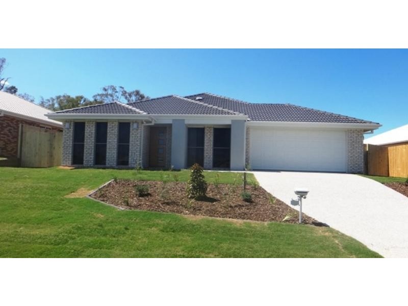 25 Finley  St, Beaudesert QLD 4285