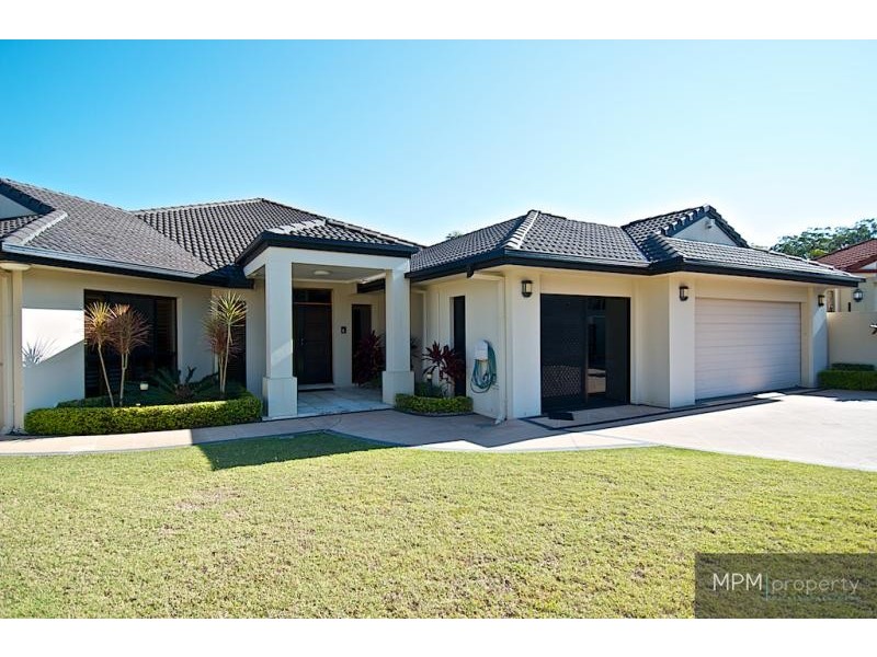 7 Selsey Ct, Arundel QLD 4214