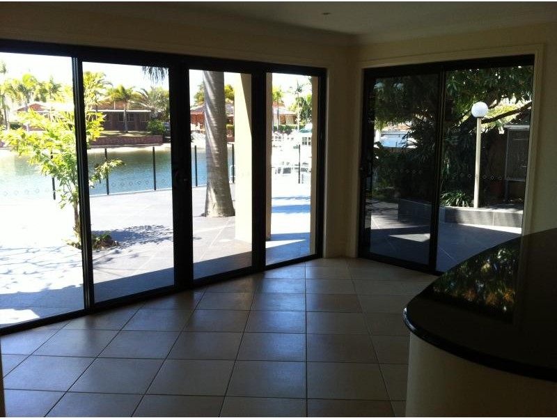 349 Bayview  St, Hollywell QLD 4216
