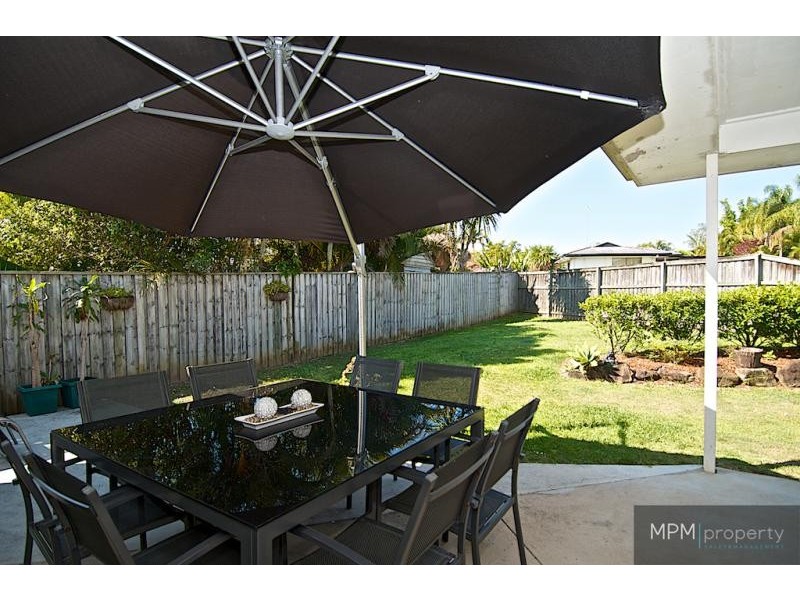 6 Hallmark  Ct, Ashmore QLD 4214