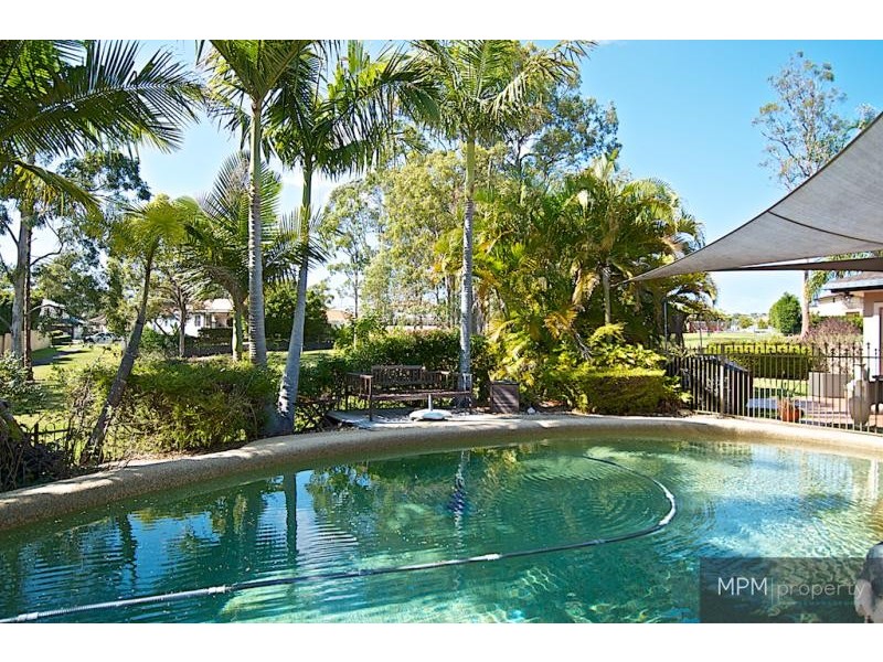50 Fitzalan Cct, Arundel QLD 4214