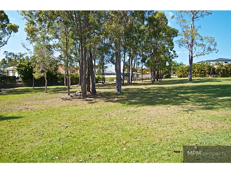 50 Fitzalan Cct, Arundel QLD 4214