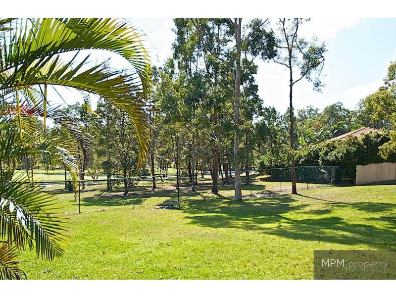 50 Fitzalan Cct, Arundel QLD 4214