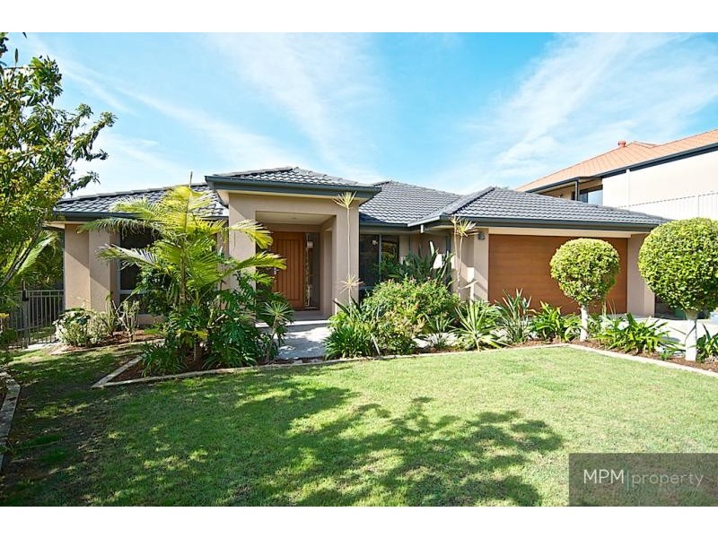 43 Nottinghill Gate  Dr, Arundel QLD 4214