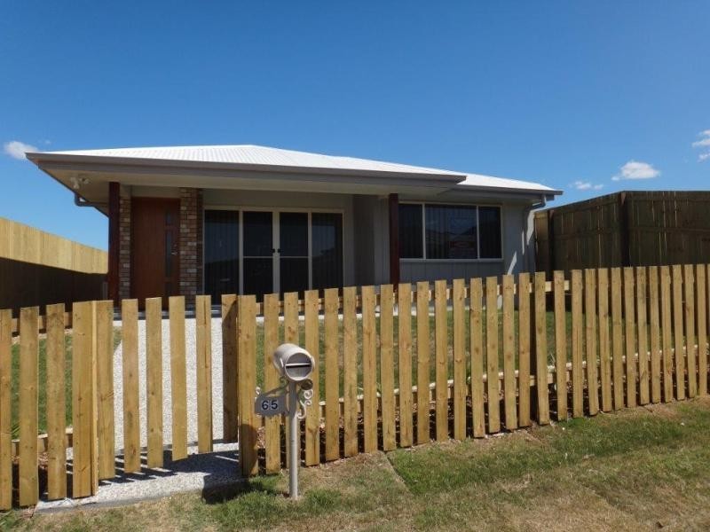 65 Damian Leeding Way, Upper Coomera QLD 4209