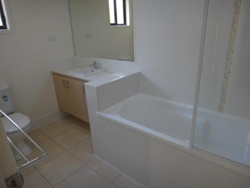 59 Damian Leeding Way, Upper Coomera QLD 4209