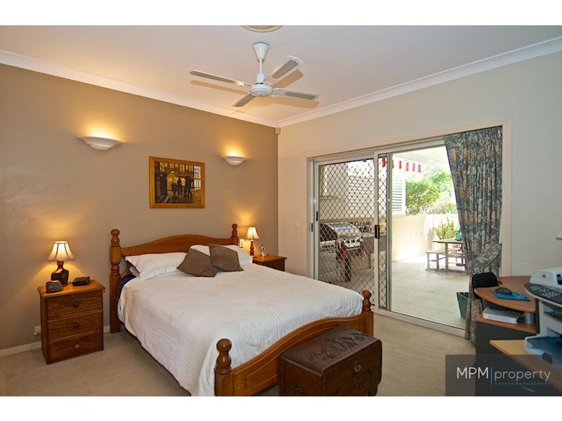 21 Dalloway Ct, Arundel QLD 4214
