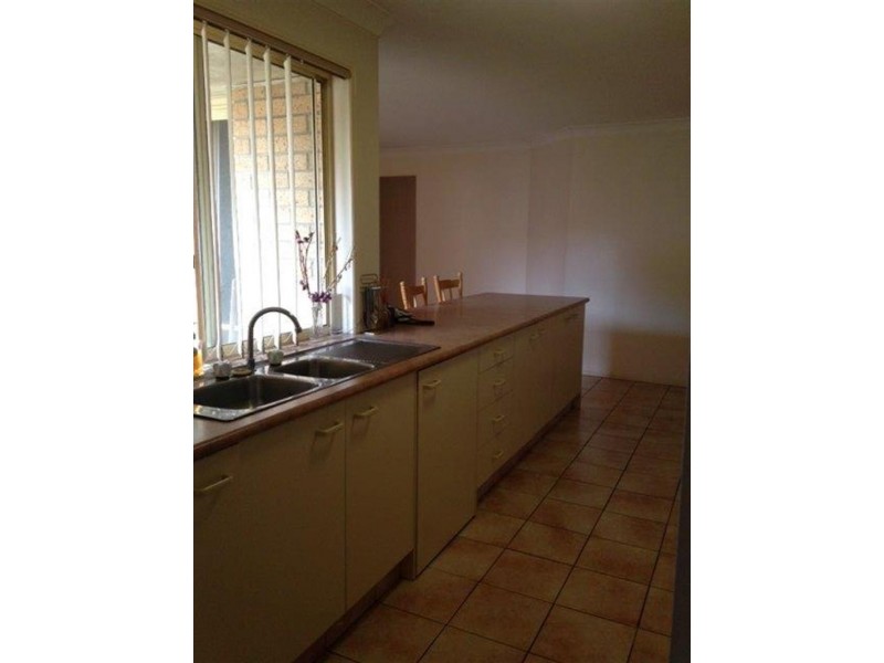 75 Henry Cotton  Dr, Parkwood QLD 4214