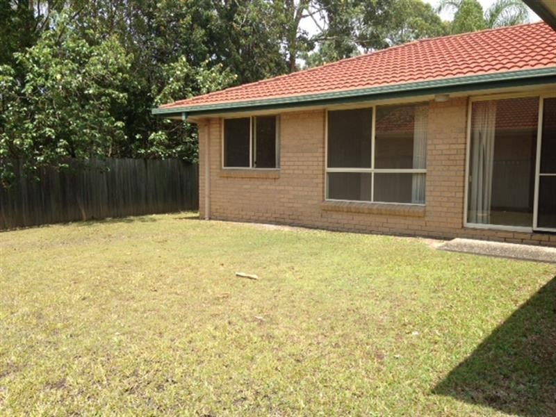 75 Henry Cotton  Dr, Parkwood QLD 4214