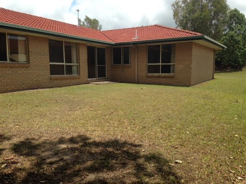 75 Henry Cotton  Dr, Parkwood QLD 4214