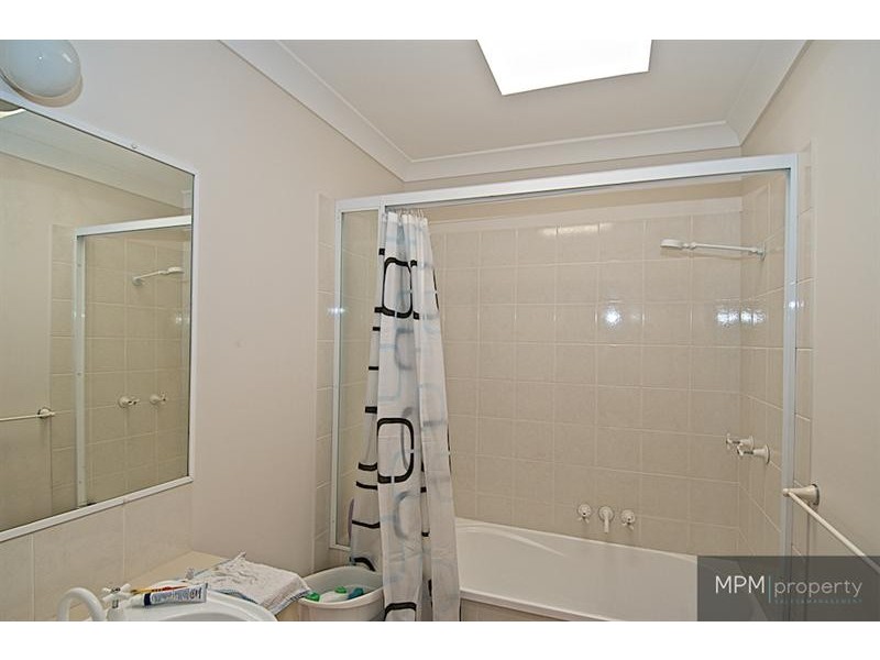 7 Jamieson  Dr, Parkwood QLD 4214