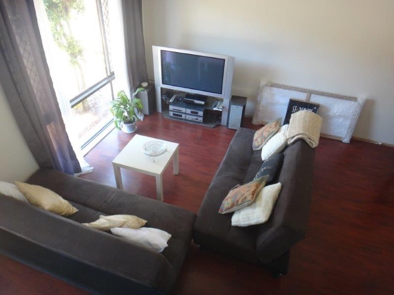 2/36 Frascott  Ave, Varsity Lakes QLD 4227