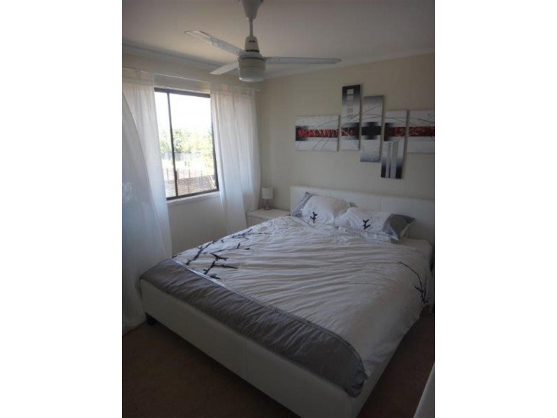 2/36 Frascott  Ave, Varsity Lakes QLD 4227