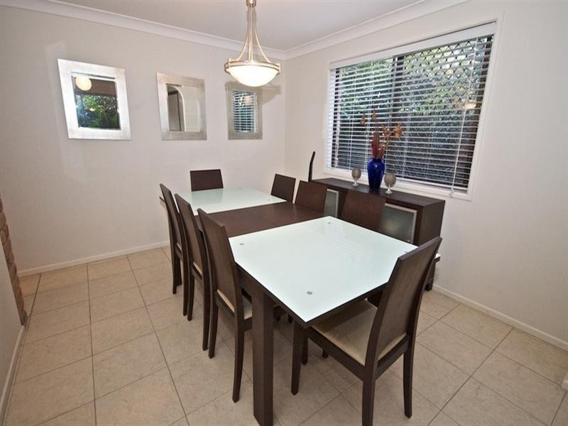 32 Jack Nicklaus Way, Parkwood QLD 4214