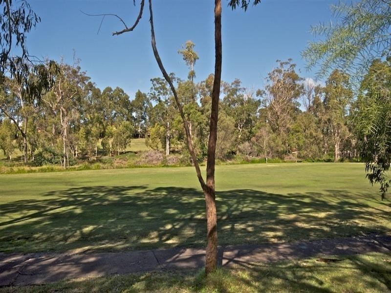 32 Jack Nicklaus Way, Parkwood QLD 4214