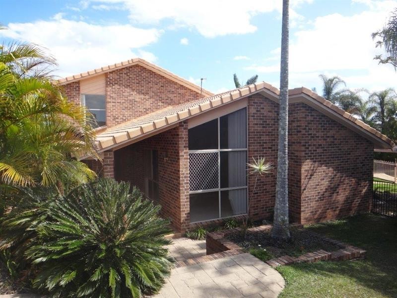 21 Crenshaw Ct, Parkwood QLD 4214