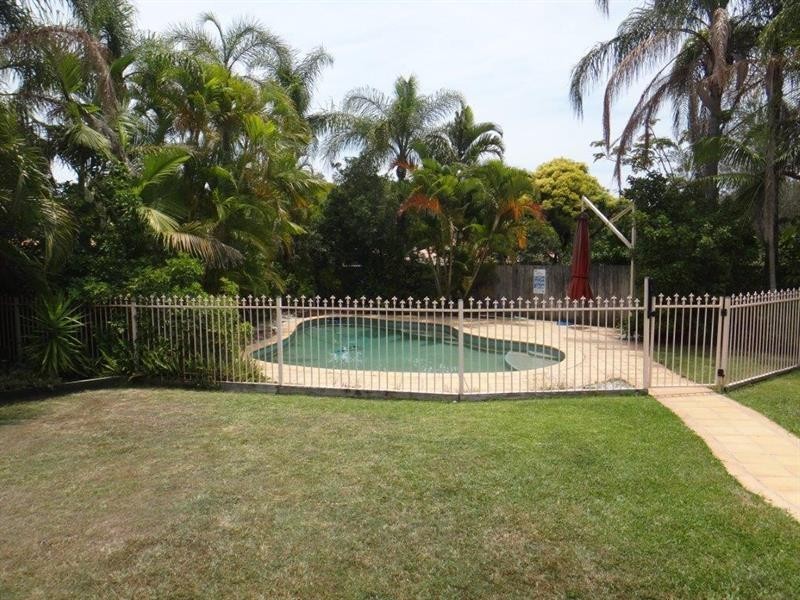 21 Crenshaw Ct, Parkwood QLD 4214