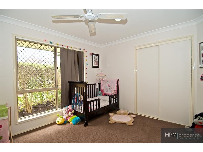 7 Kirdford Ct, Arundel QLD 4214
