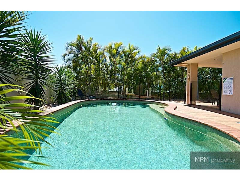 7 Kirdford Ct, Arundel QLD 4214