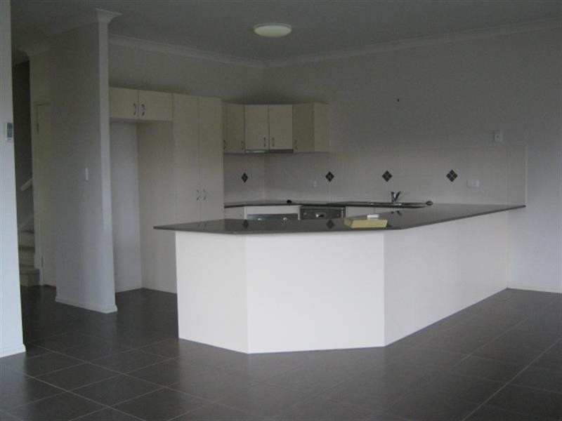 2/61 Nicola Way, Upper Coomera QLD 4209