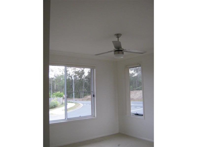 2/61 Nicola Way, Upper Coomera QLD 4209