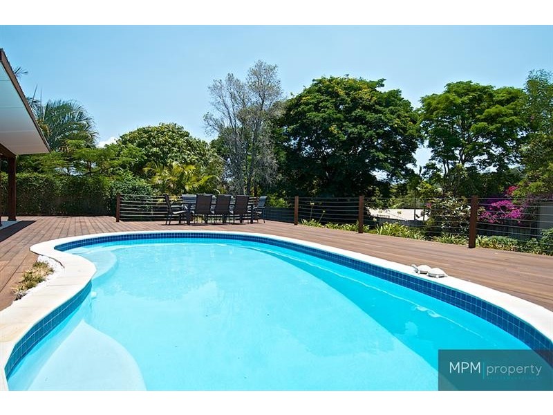 5 Bolt Ct, Parkwood QLD 4214