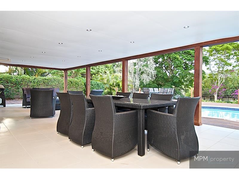 5 Bolt Ct, Parkwood QLD 4214