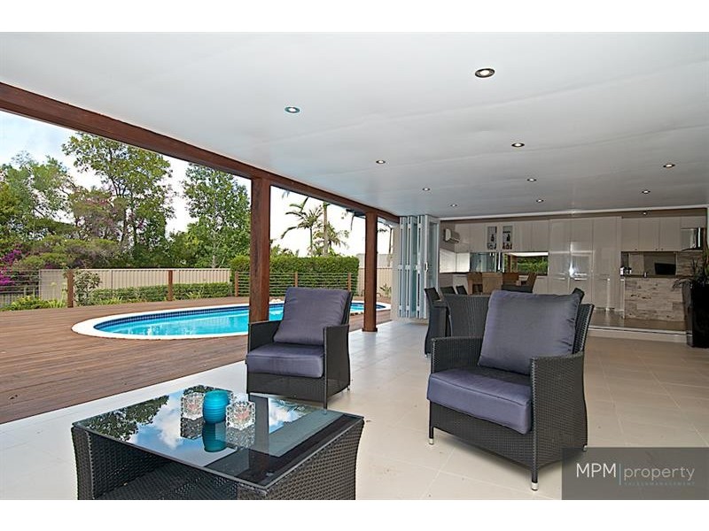 5 Bolt Ct, Parkwood QLD 4214