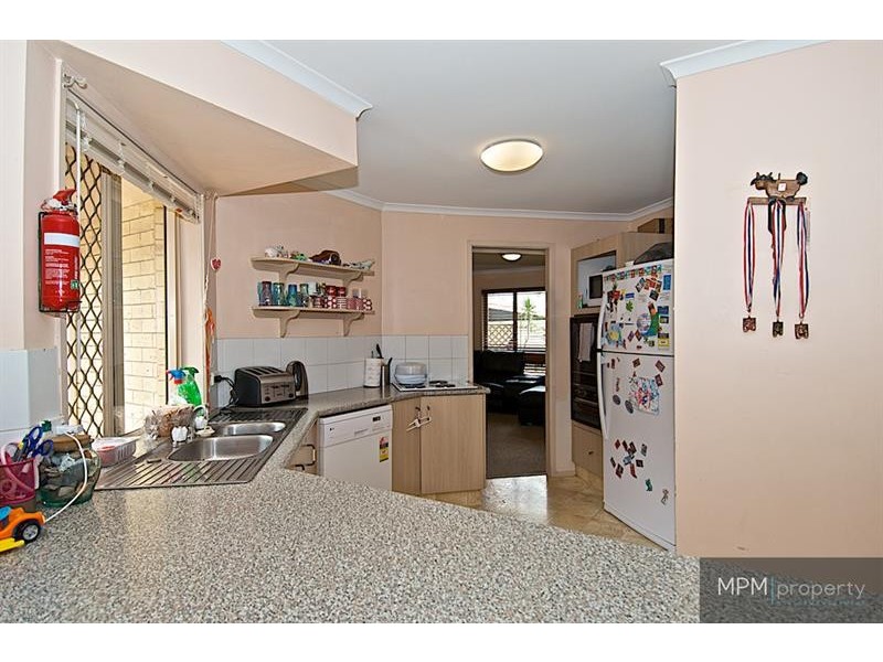 15 Range Ct, Arundel QLD 4214