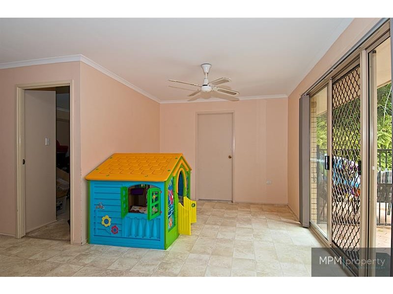 15 Range Ct, Arundel QLD 4214