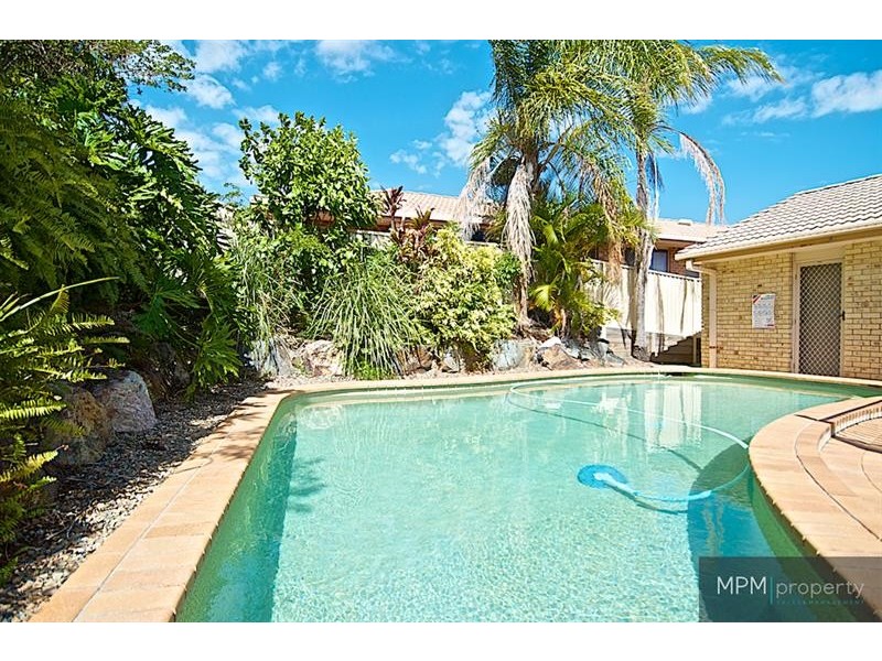 15 Range Ct, Arundel QLD 4214