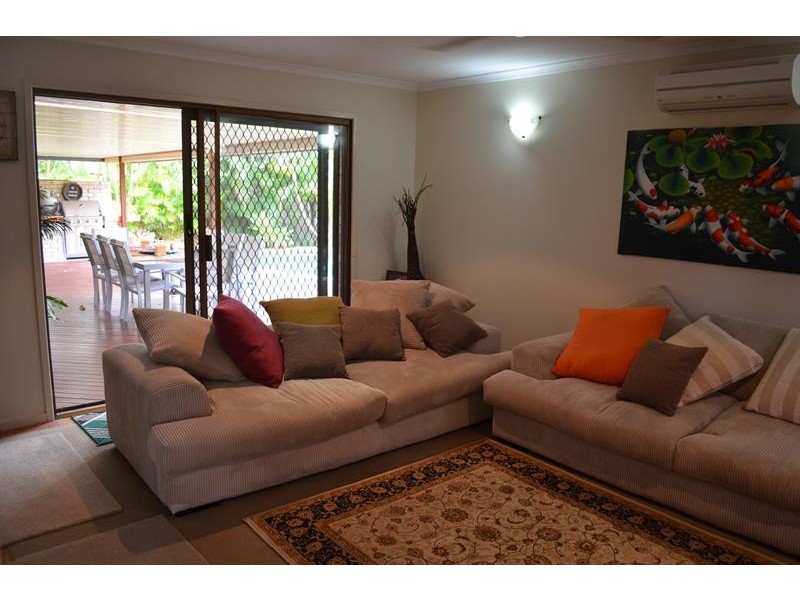 7 Koonan Ct, Ashmore QLD 4214