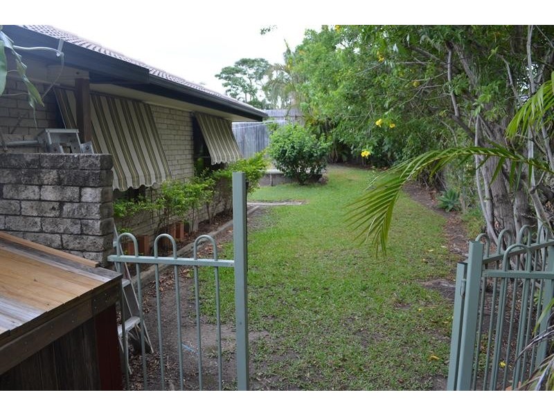 7 Koonan Ct, Ashmore QLD 4214