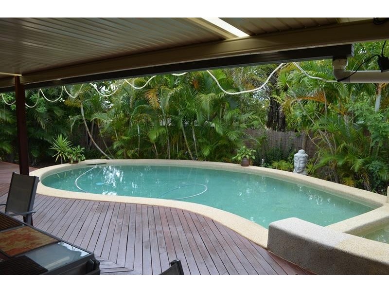 7 Koonan Ct, Ashmore QLD 4214