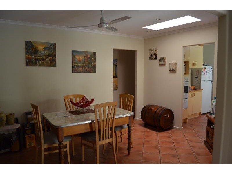 7 Koonan Ct, Ashmore QLD 4214