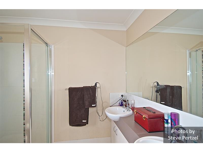 52 Diamantina Cct, Pacific Pines QLD 4211