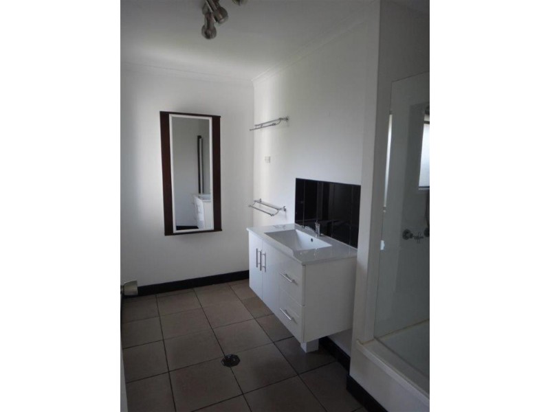 1/7 Morinda  Way, Labrador QLD 4215