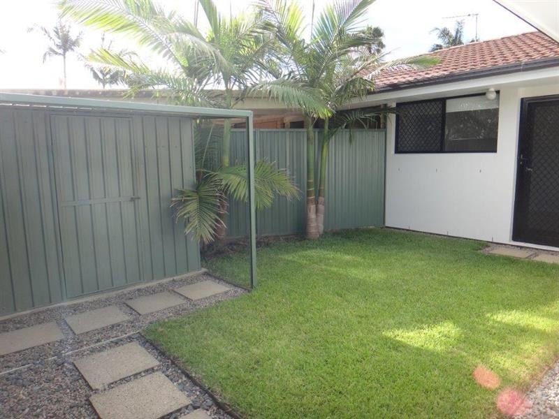 1/7 Morinda  Way, Labrador QLD 4215