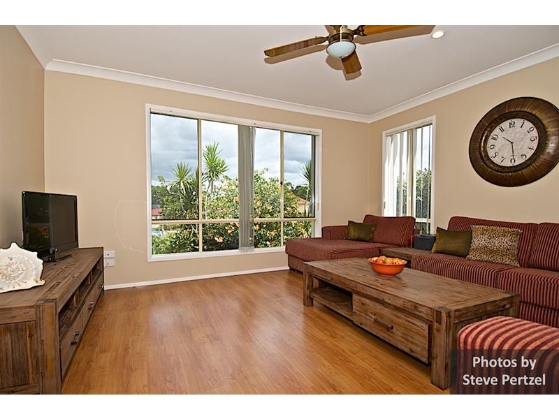 35 Respall Way, Arundel QLD 4214