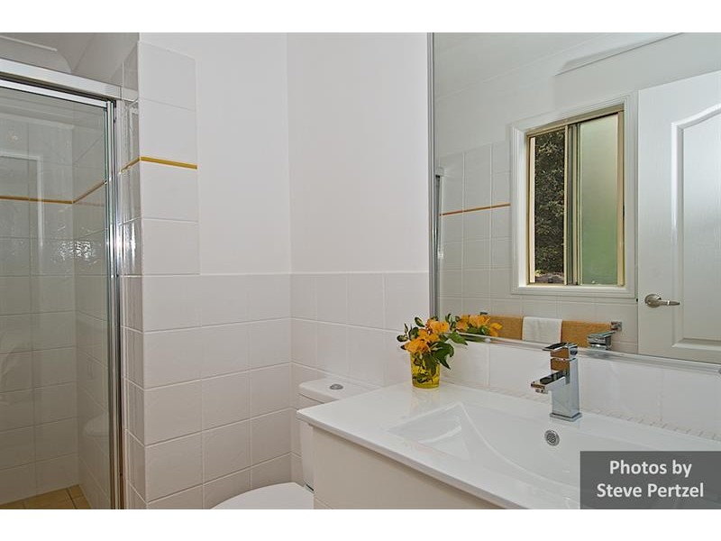 35 Respall Way, Arundel QLD 4214