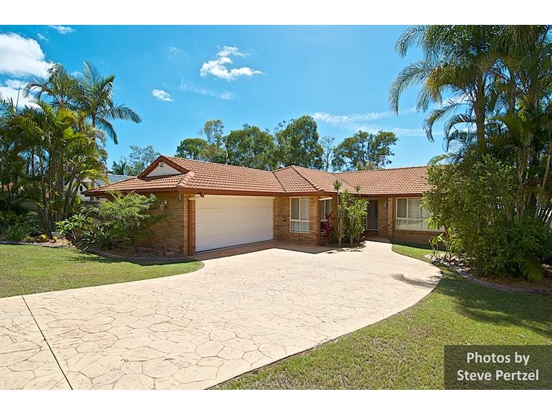 65 Daintree Dr, Parkwood QLD 4214